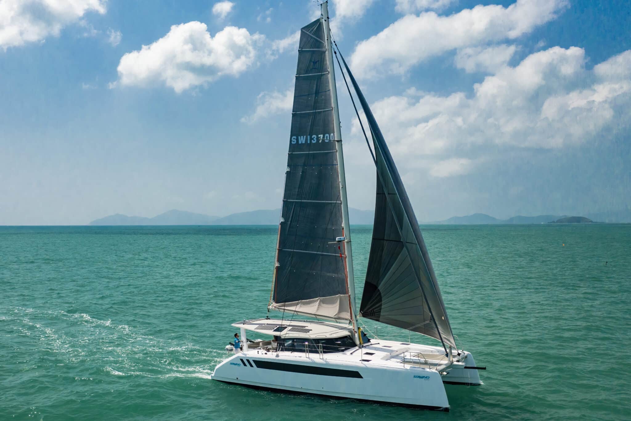 seawind-1370-best-cruising-sailboat-scaled