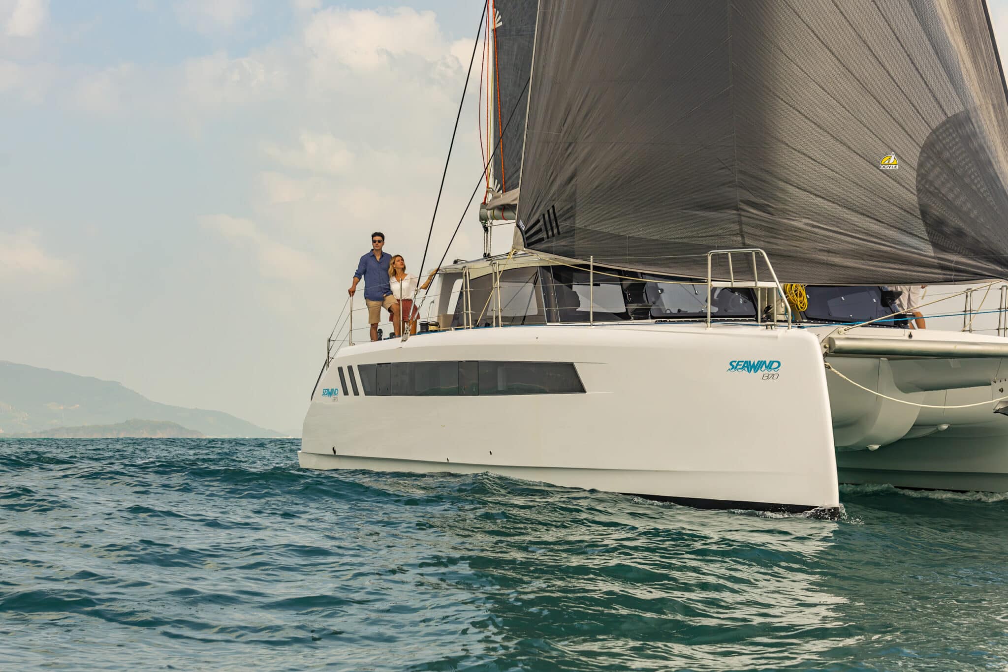 seawind-1370-cruising-catamarans