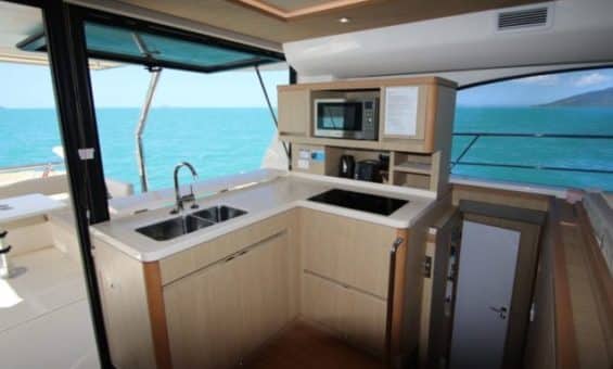 Aquila-44-Galley-638x425-1