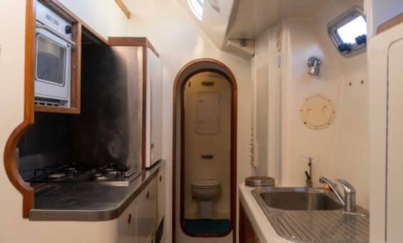 Galley-&-head-1